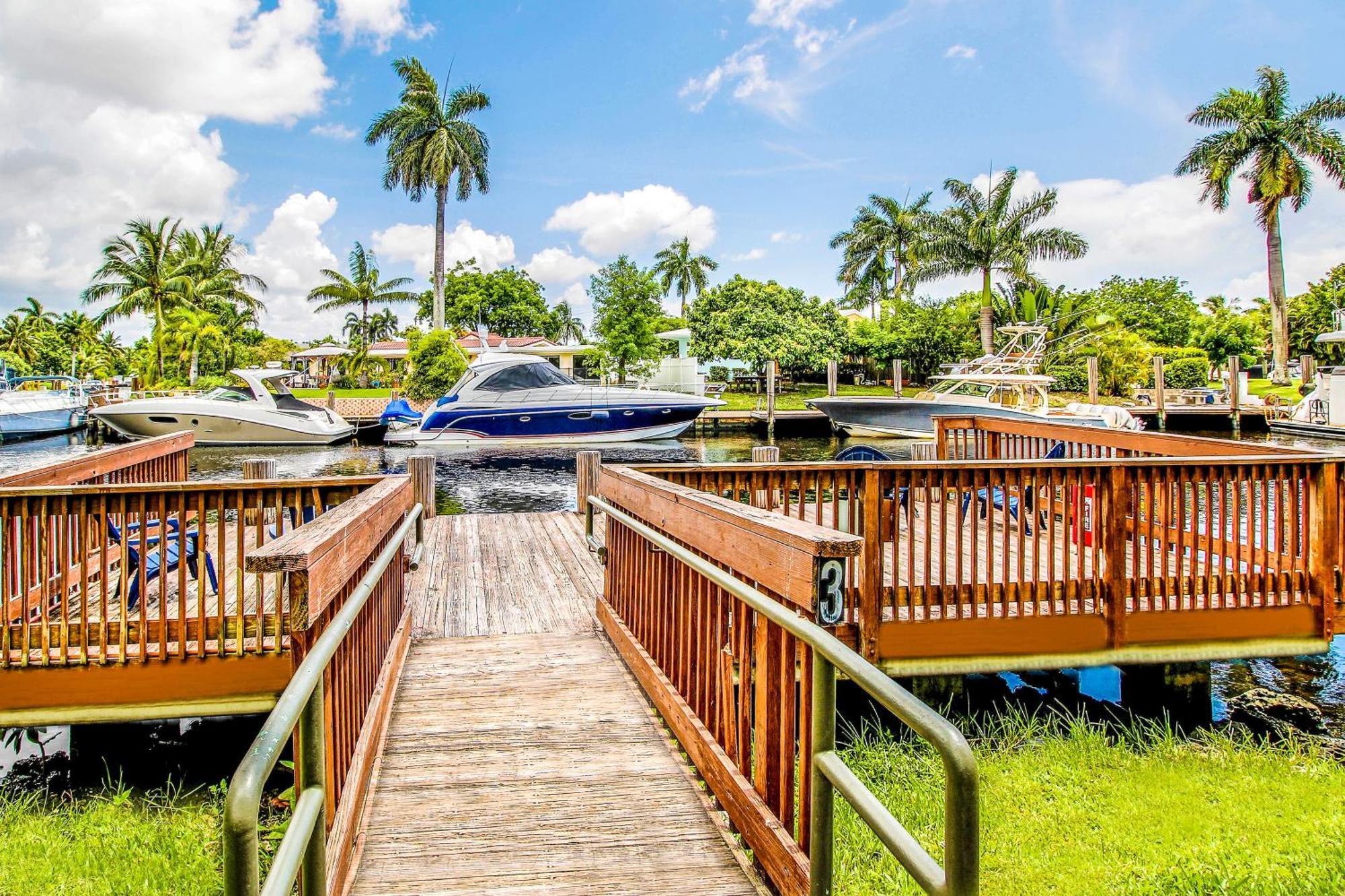 Stunning Centrally Located Apartments At New River Cove In South Florida Форт-Лодердейл Екстер'єр фото